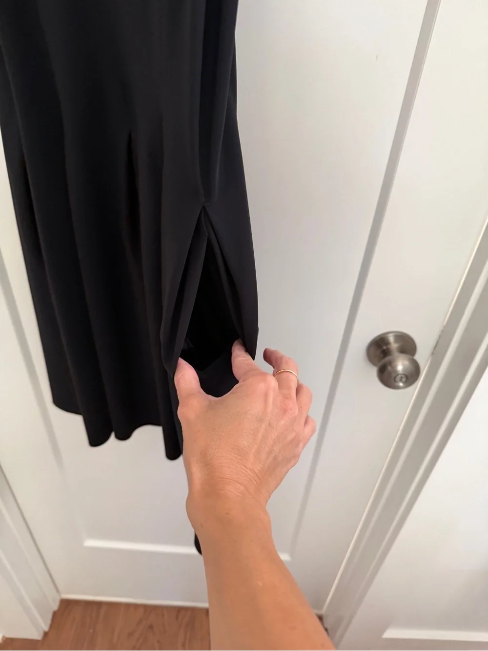 Lululemon Black Sleeveless Pleated Fit & Flare Dress | Size 8